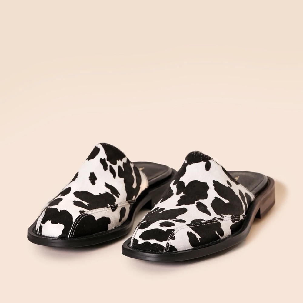 Intentionally Blank PAID Moo fur mules